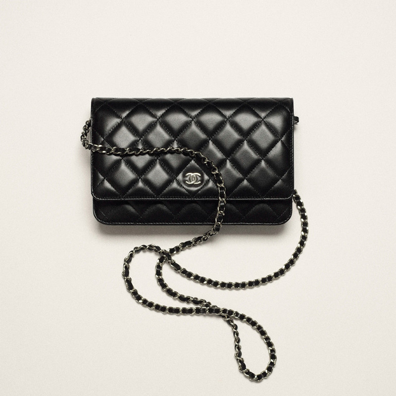 Chanel Classic Wallet on Chain Lambskin Silver-Tone Metal Chanel Bag