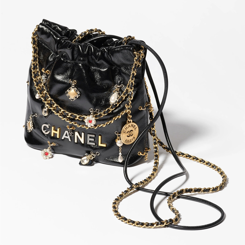 Chanel 22 Mini Handbag Shiny Lambskin, Bijoux Charms Lmitation Pearl Decoration Chanel Hobo Bag Shopping Bag